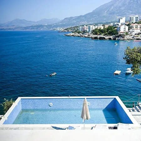 Kristal Bay Club Appartement